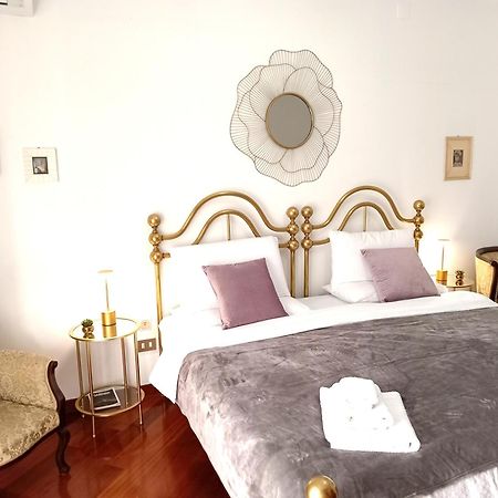 サッサリ Le Tre Civette Bed & Breakfast エクステリア 写真
