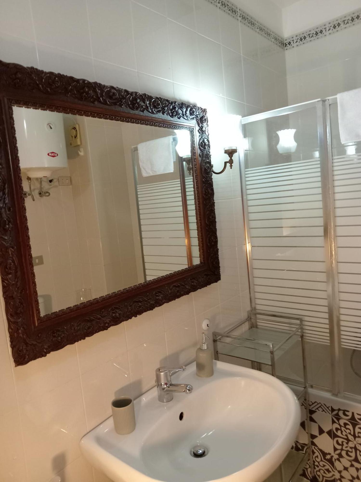 サッサリ Le Tre Civette Bed & Breakfast エクステリア 写真